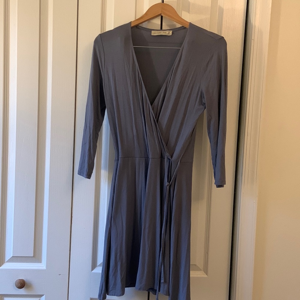 Abercrombie & Fitch blue wrap dress